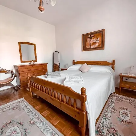 Apartman Annarita *